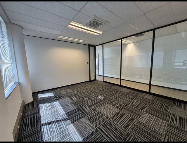 966M² OFFICE TO LET IN ROSEBANK
